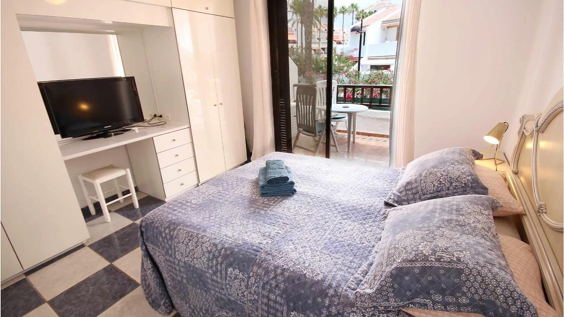 Parque Santiago I 222 By Tenerife Rental & Sales Playa de las Americas  Hiszpania